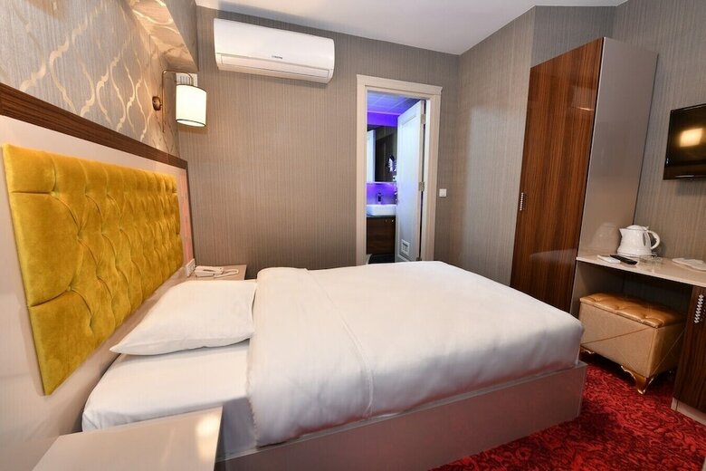 Sea Moon Hotel
