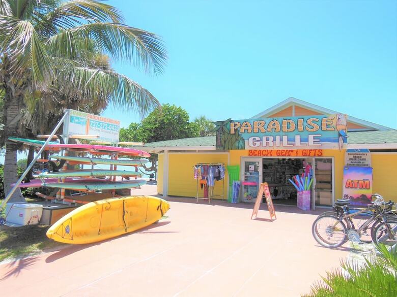 Tropical Beach Escape 3110
