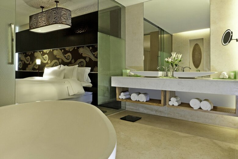 Hotel The Westin Gurgaon, New Delhi