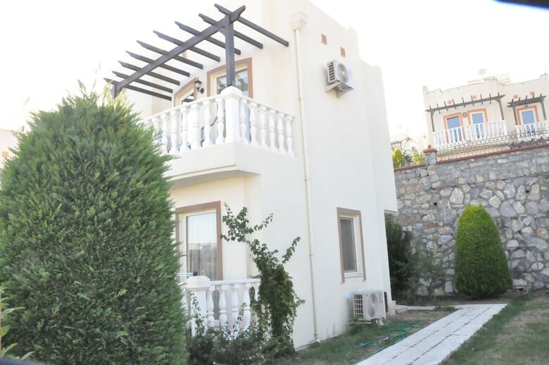 Villa Turqouise Homes