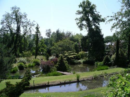 Bed & Breakfast Chambres D'h�tes Du Jardin Francais
