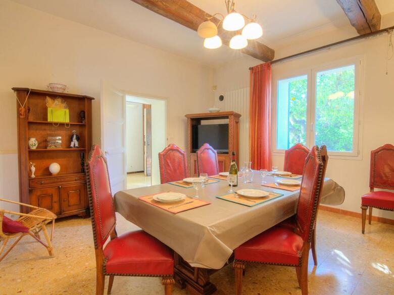 Holiday Home Mas de La Roque Althen Les Paluds