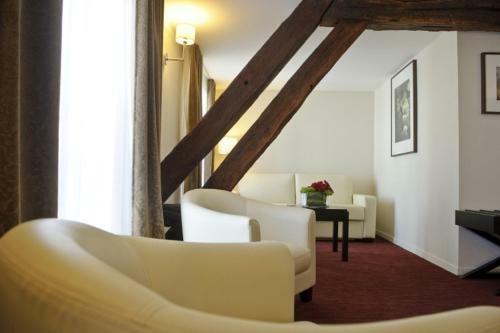 Hotel H�tel Burgevin