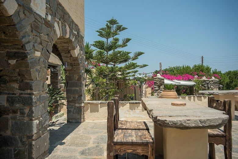 Apartamentos Anthippi Guest House