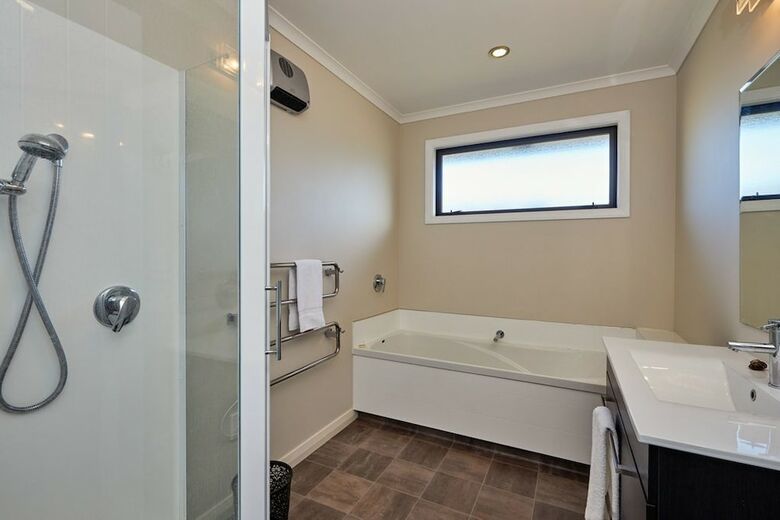 Pukeko Retreat