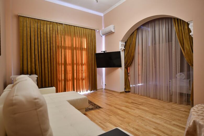 Park Hotel Libhaber
