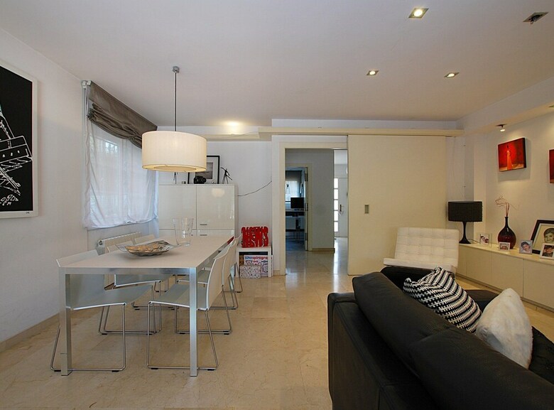 Villa Holidays House