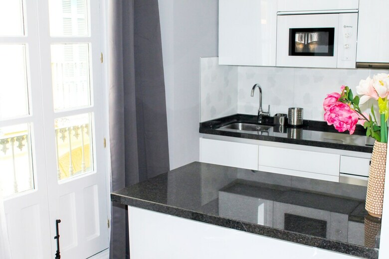 Apartamentos Living4malaga Carreteria 37