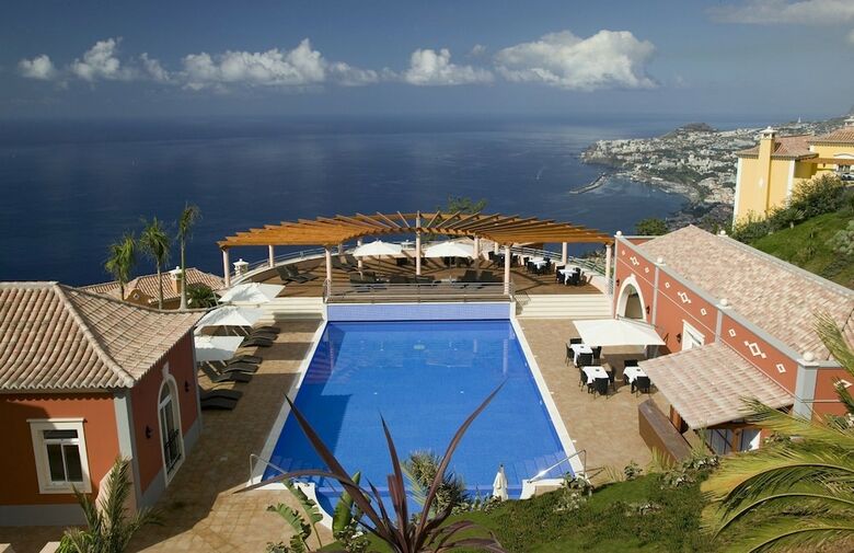 Designed Villa - Palheiro Village