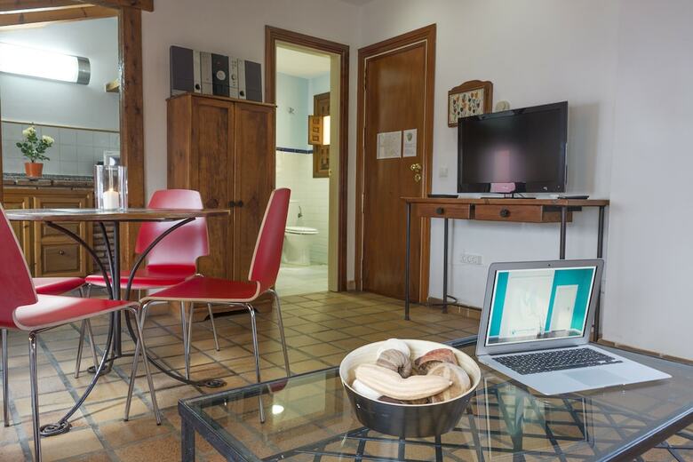 Apartamentos Living4malaga Correo Viejo