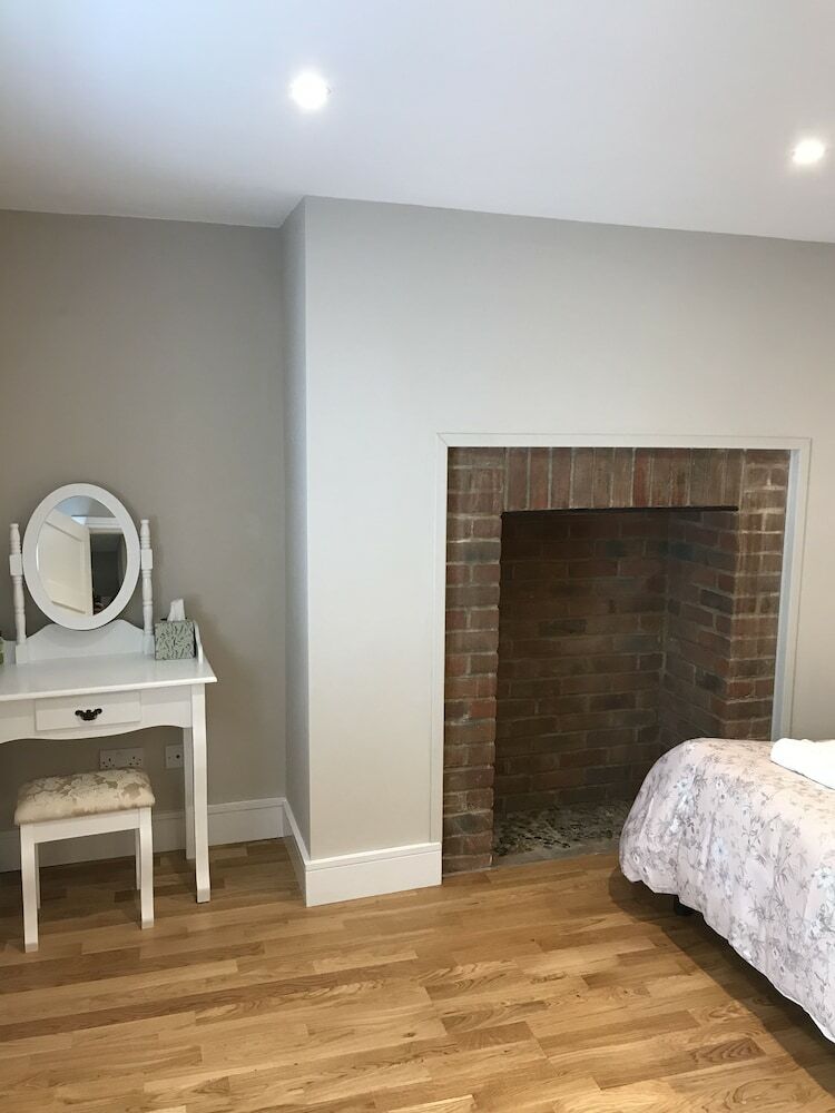 Regent Apartment