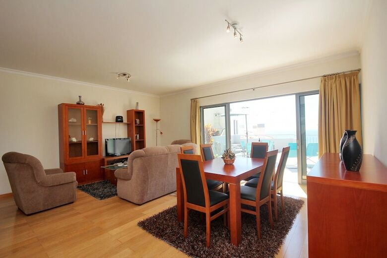 Apartamentos Santa Cruz Village Villa