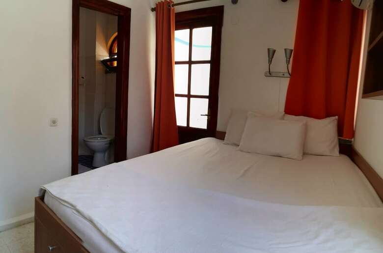 Pension Alkali House
