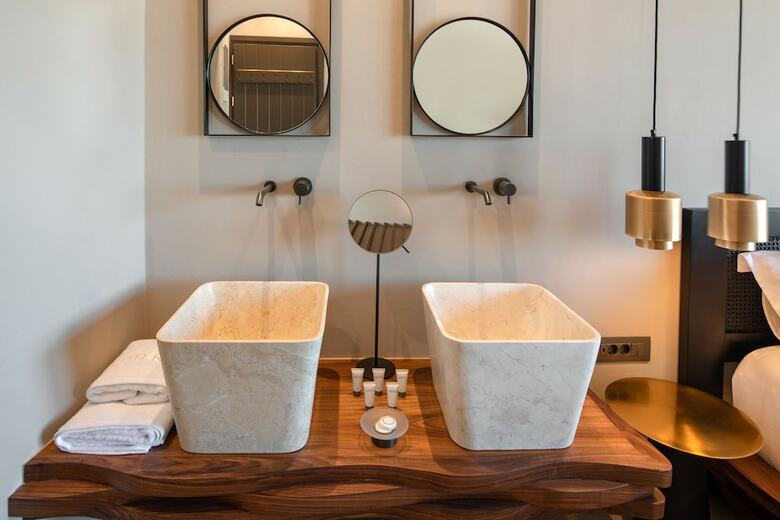 Hotel Uma Ray Suites