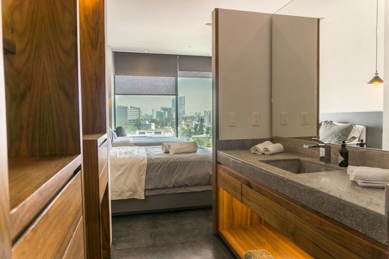 Aparthotel Suites Bq