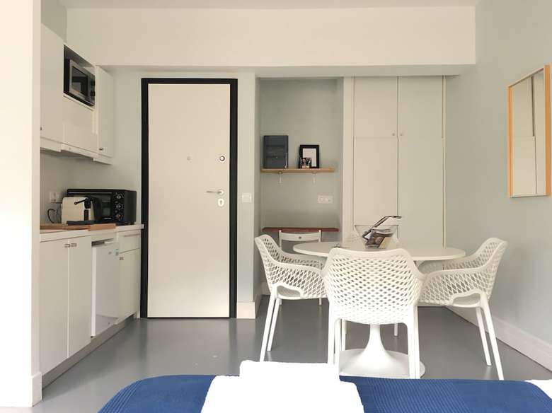 Bed & Breakfast 10 Petraki