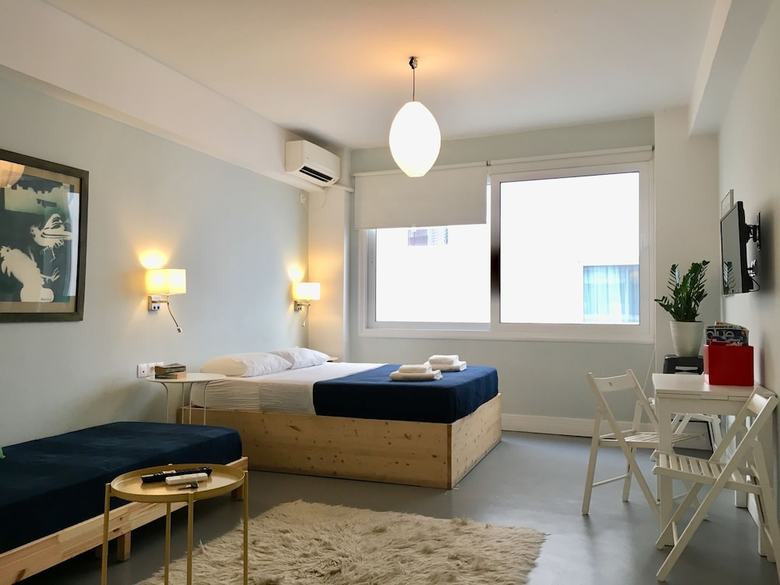 Bed & Breakfast 10 Petraki