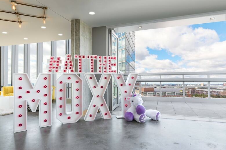 Hotel Moxy Boston Downtown