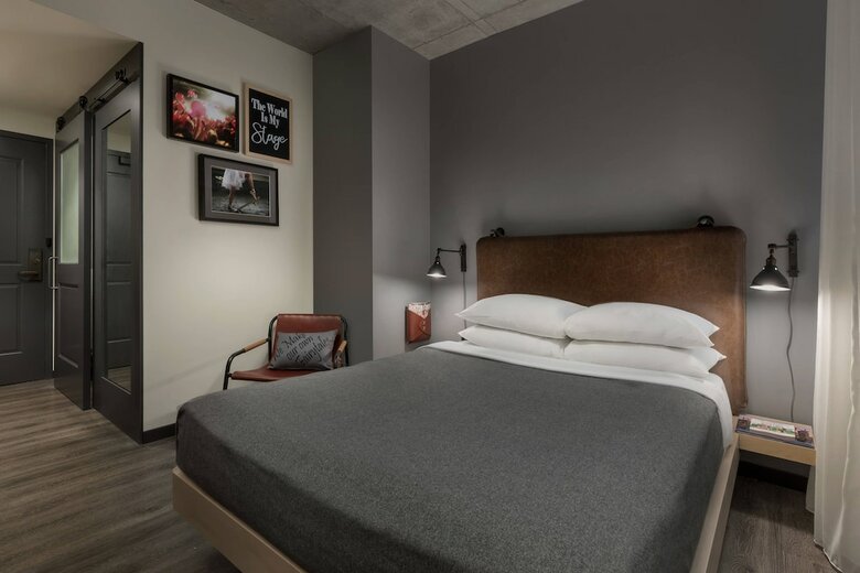 Hotel Moxy Boston Downtown