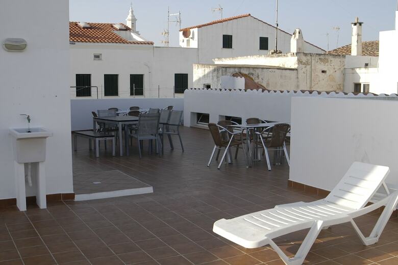 Hostal Hostel & Gym Relise
