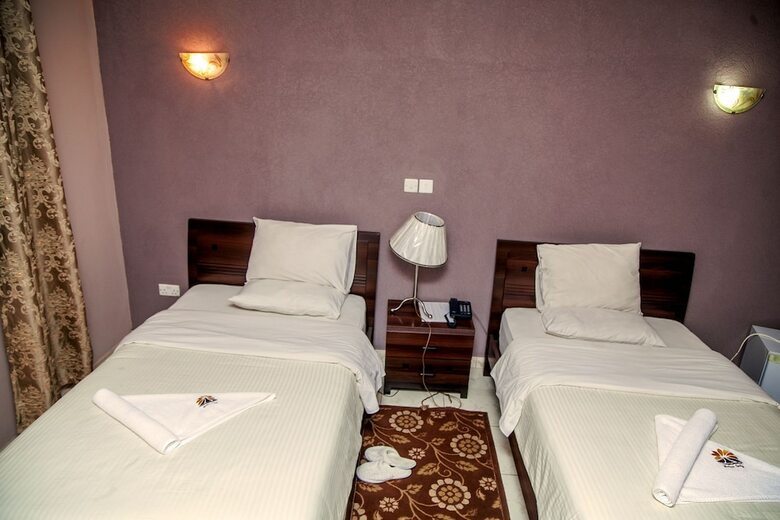 Hotel Melsim Lodge