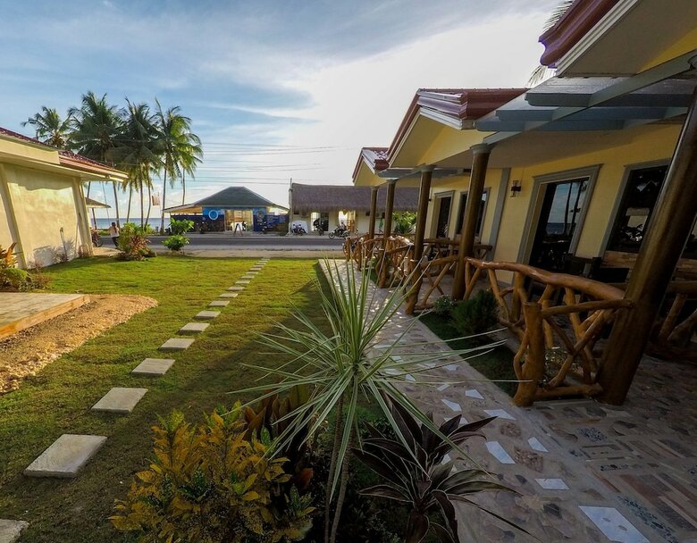 Hotel Aloha Seaside  Resort