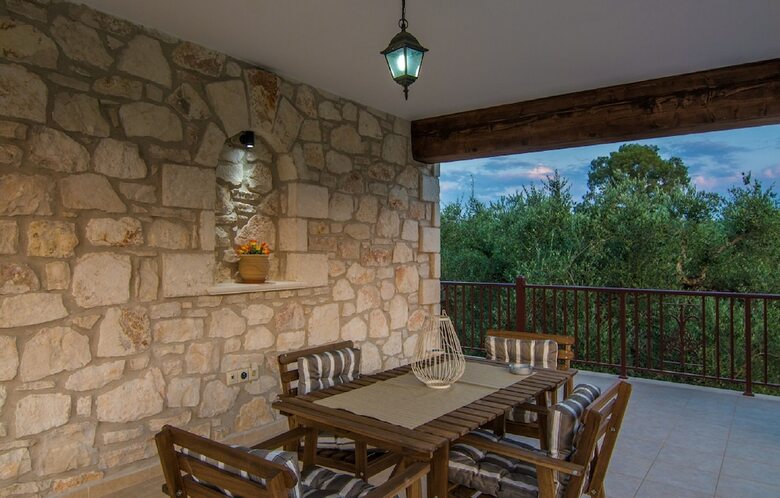 Olive Luxury Stone Villas