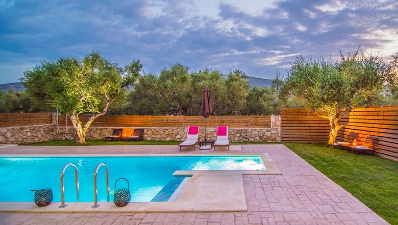 Olive Luxury Stone Villas