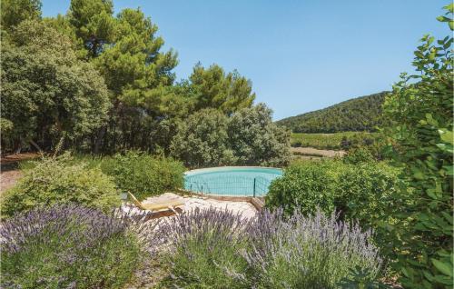 Holiday Home Notre Dame Des Palli�res