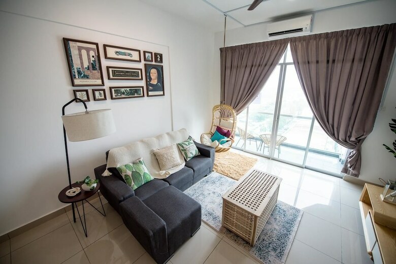 Apartamentos The Rumah @ Bm City