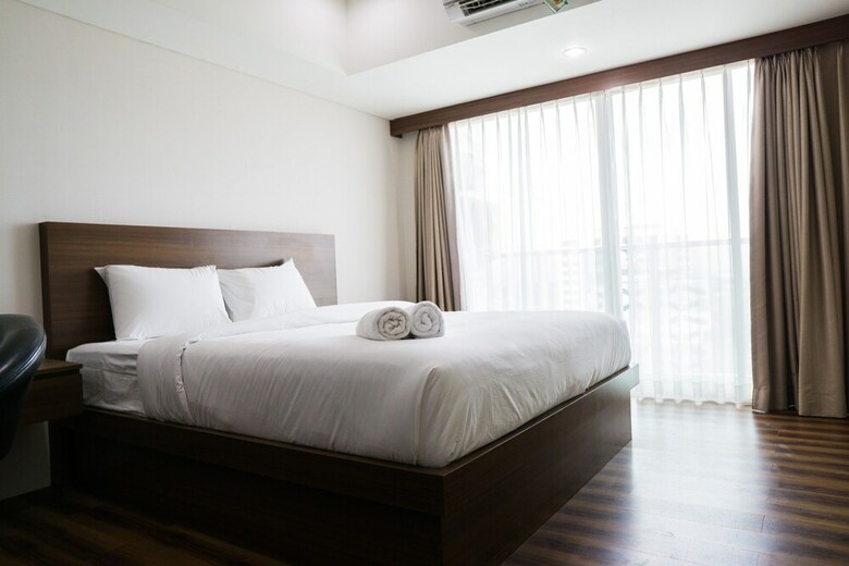 City View Studio Apartment At Tamansari La Grande