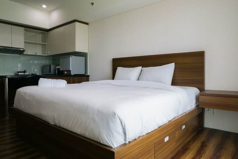 City View Studio Apartment At Tamansari La Grande