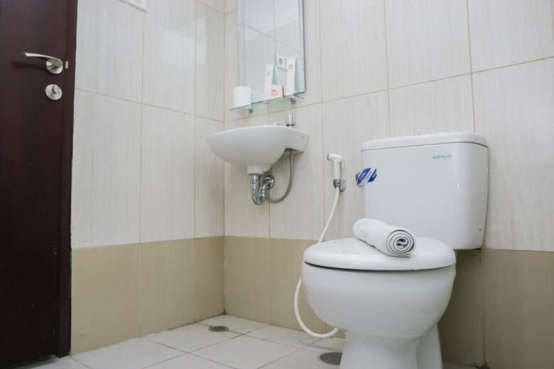 City View Studio Apartment At Tamansari La Grande