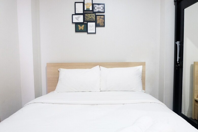 Comfy Studio Springwood Residence Apartment