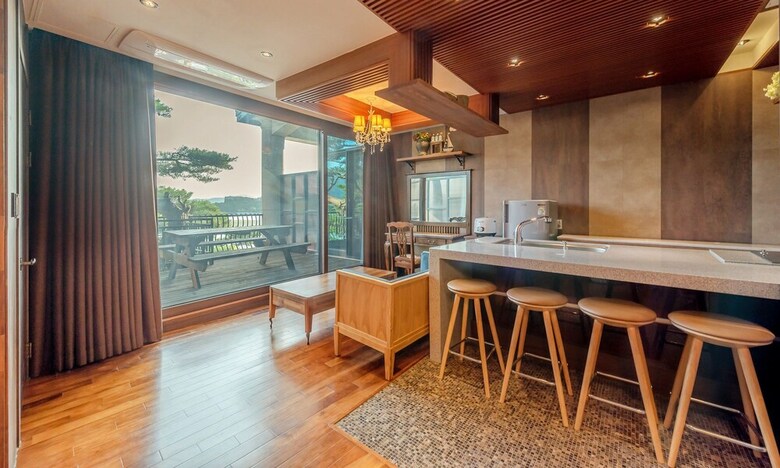 Hotel Goseong Hansan Marina Resort