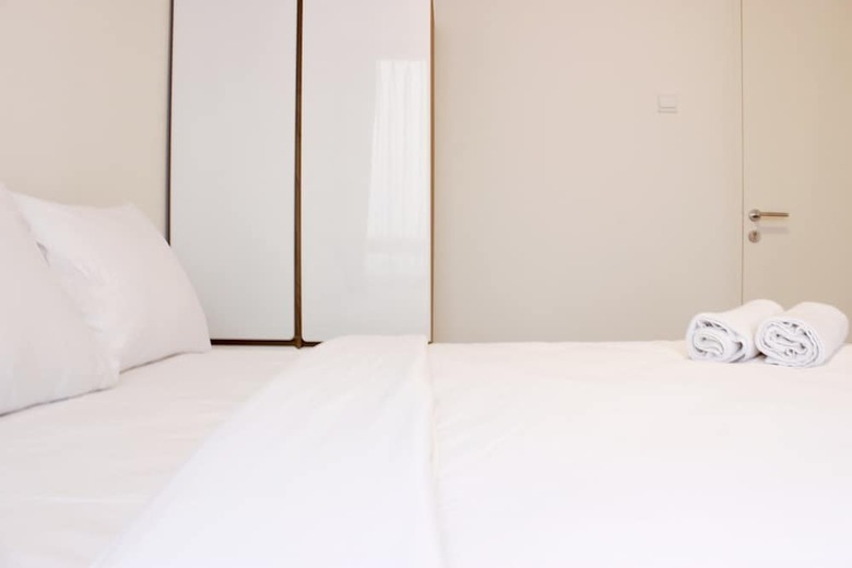 Homey 4br Apartment At Landmark Residence
