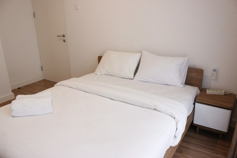 Homey 4br Apartment At Landmark Residence
