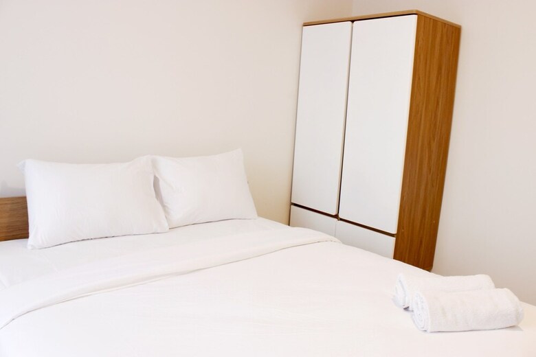 Homey 4br Apartment At Landmark Residence