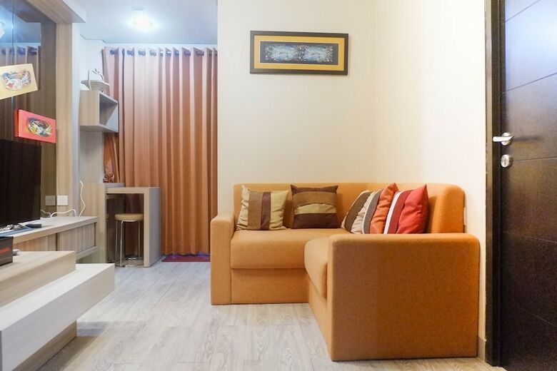 Homey 2br Apartment At Tamansari Papilio