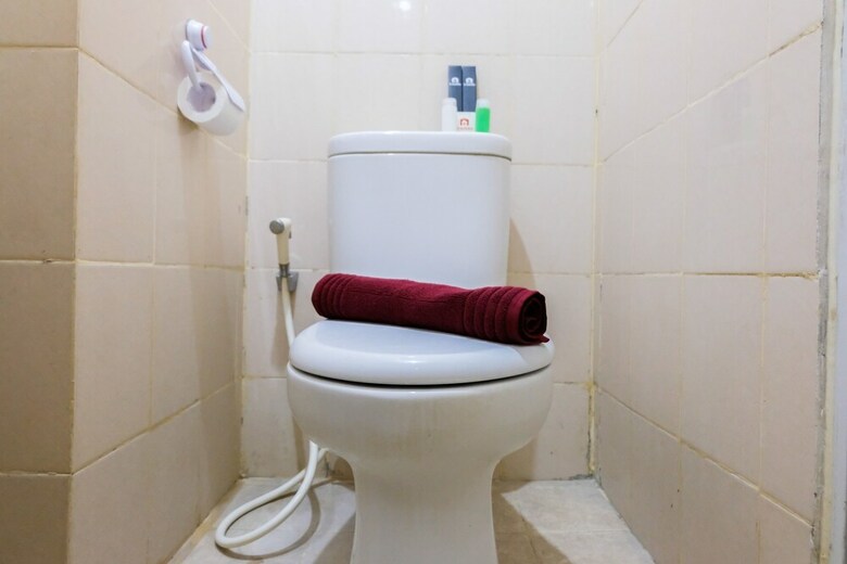 Homey Studio Room At Serpong Greenview Apartment