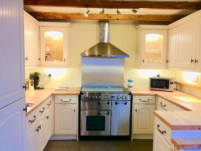 Stones Throw Cottage