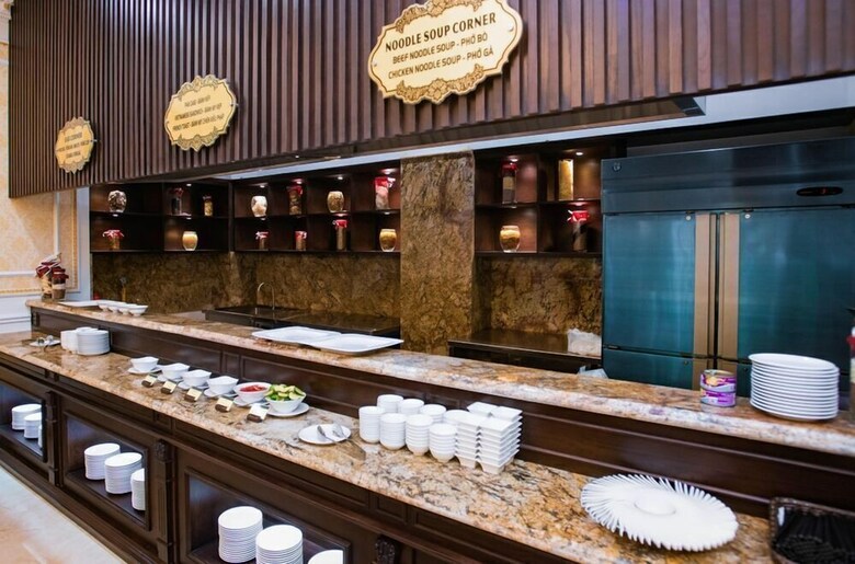 Dragon Legend Hotel
