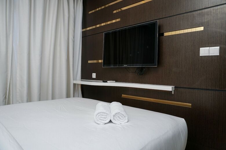 Tranquil 2br At Menteng Park Apartment