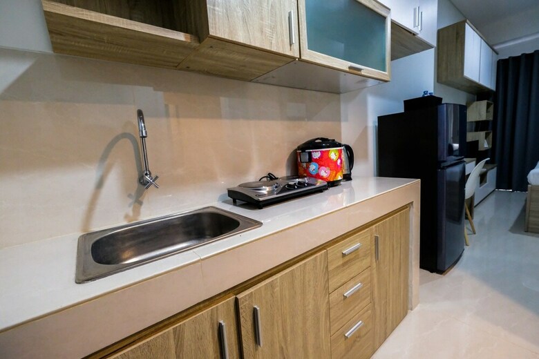 Spacious Studio Apartment At Springwood Residence