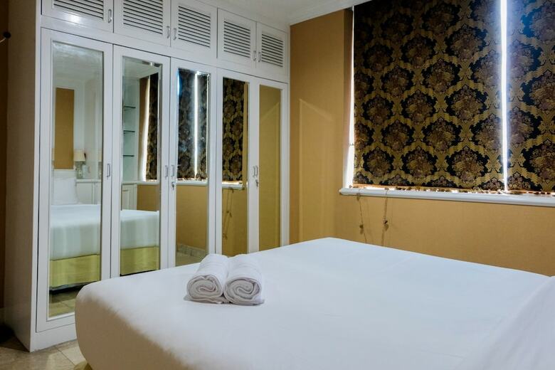 Spacious 2br Park Royale Apartment