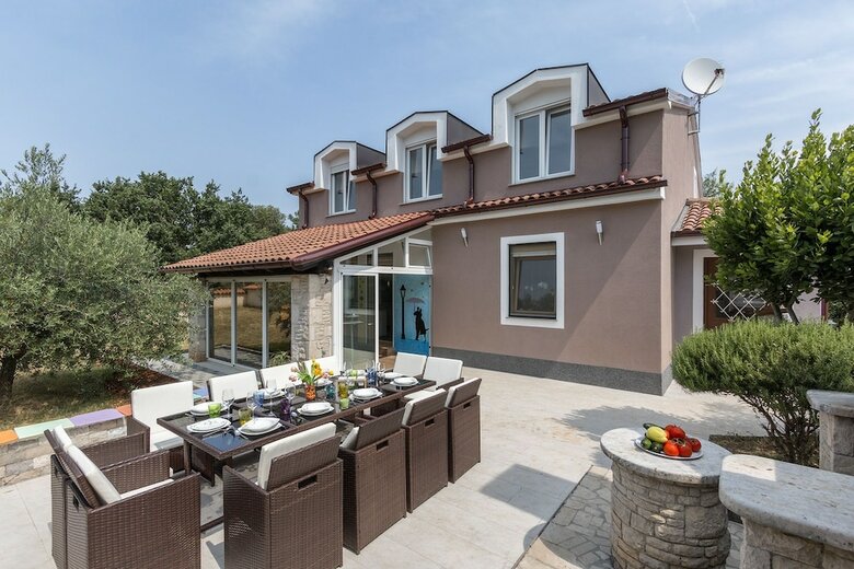 Villa Sunshine