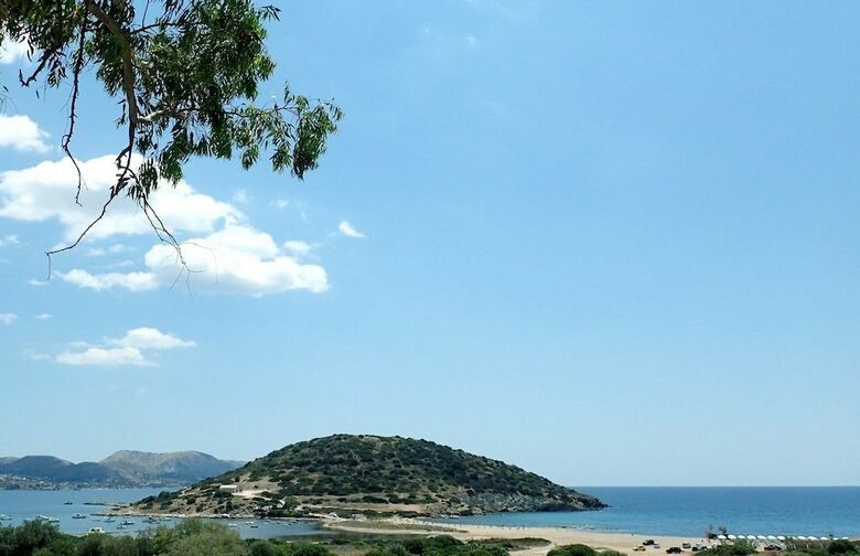 Outstanding Panoramic View, 10? Beach, 20? Airport