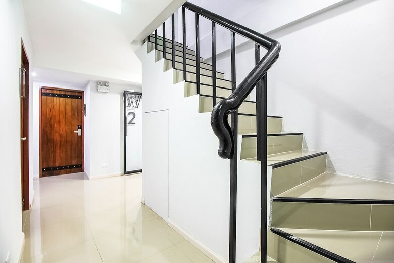 Hotel Oyo 312 Wire Bangkok Hostel Phrakanong