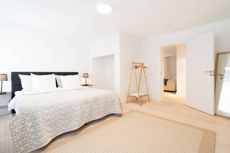 Apartamentos Dinesen Collection Luxury Condos By Kings Square