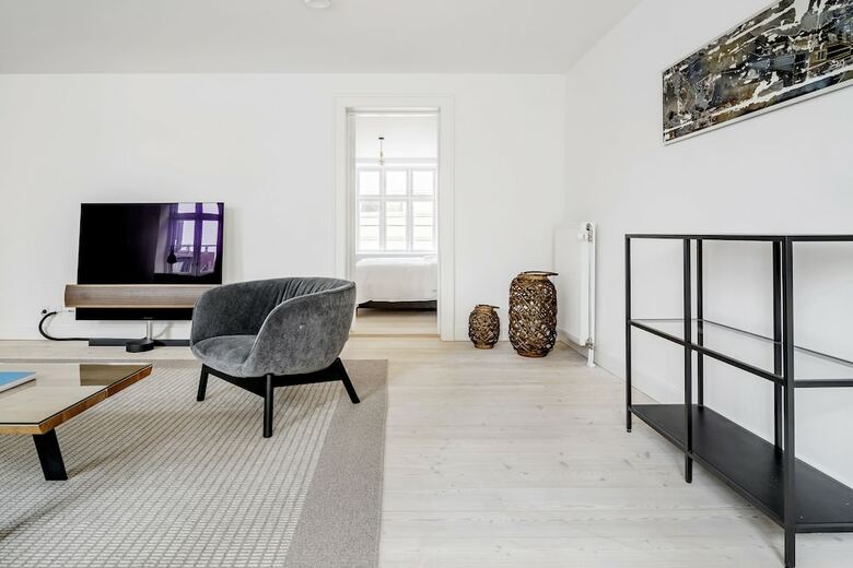 Apartamentos Dinesen Collection Luxury Condos By Kings Square